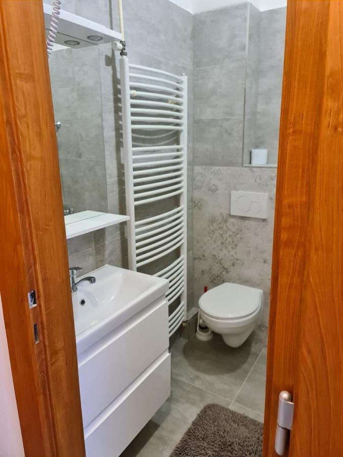 Hotel Koruna Roznov pod Radhostem Ngoại thất bức ảnh