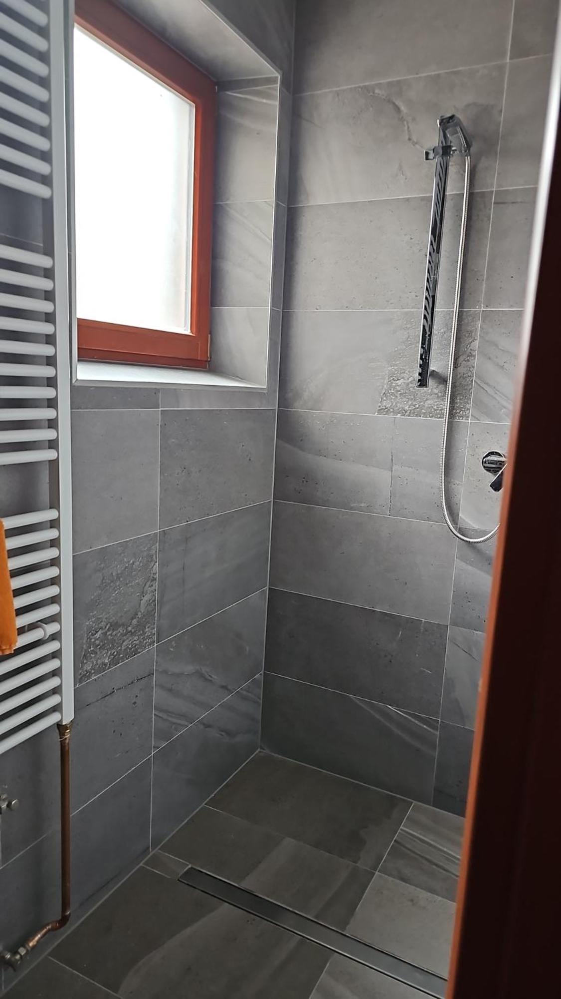 Hotel Koruna Roznov pod Radhostem Ngoại thất bức ảnh